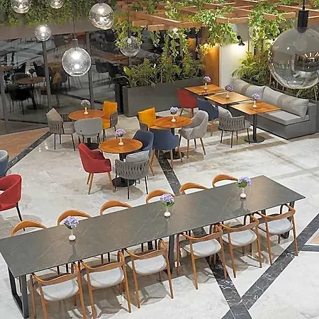 Ramada Encore By Wyndham Arnavutky Hotell Istanbul