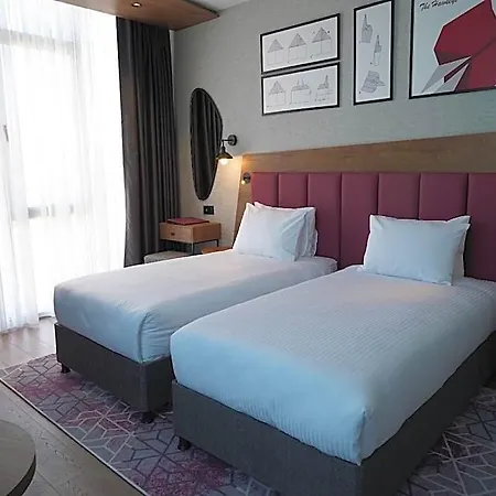 Ramada Encore By Wyndham Arnavutky Hotell Istanbul